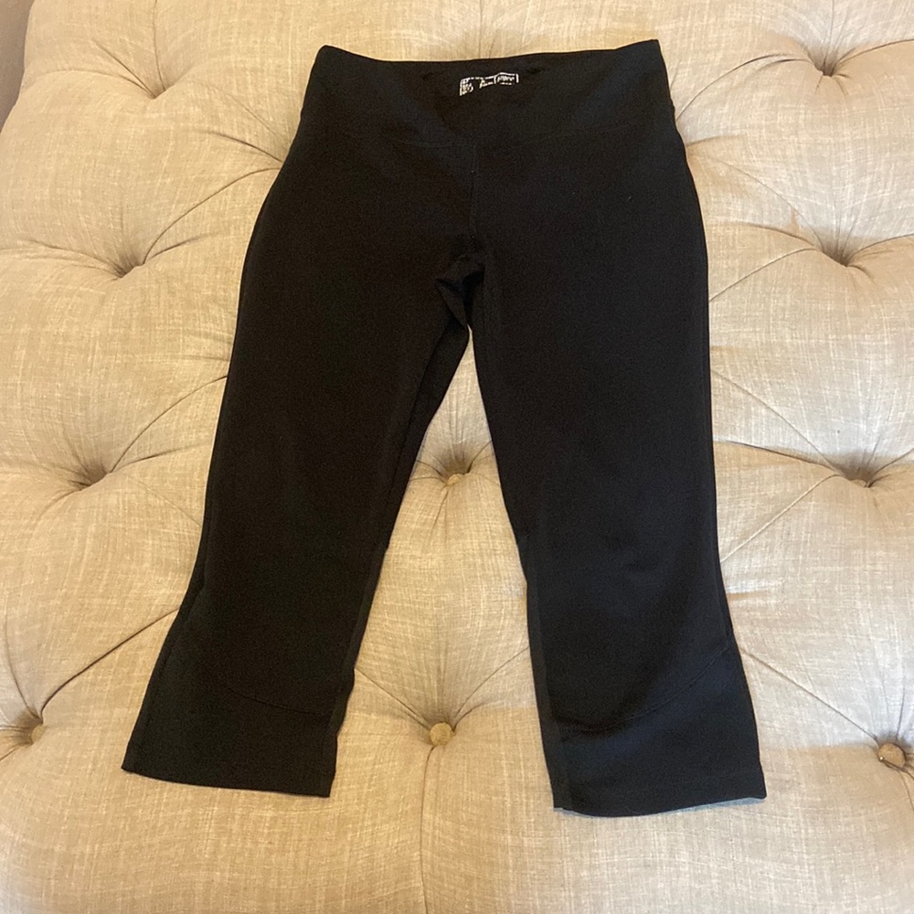 new balance cropped leggings